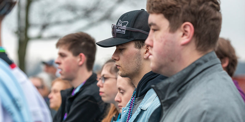 Bryn Athyn College students at the suicide prevention walk